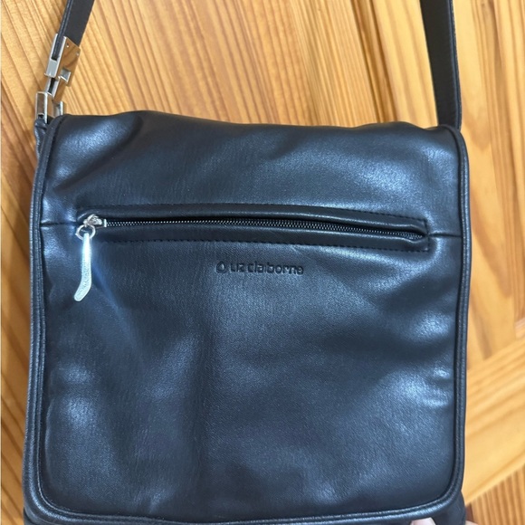 Liz Claiborne simplistic Black slim medium Leather Crossbody Adjustable Strap - Picture 2 of 13